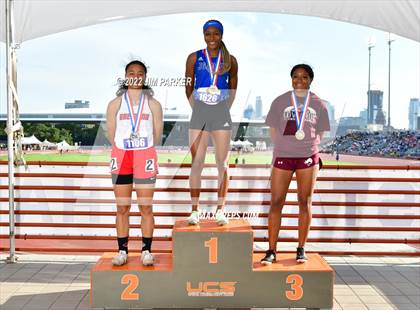 Thumbnail 1 in UIL 2A State Championship photogallery.