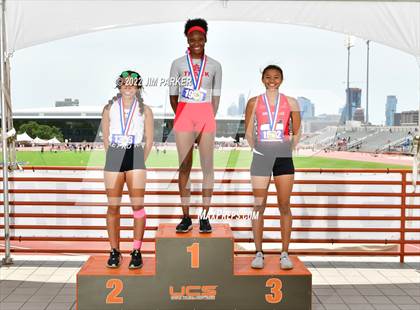 Thumbnail 3 in UIL 2A State Championship photogallery.