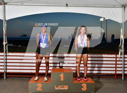 Thumbnail 3 in UIL 2A State Championship photogallery.