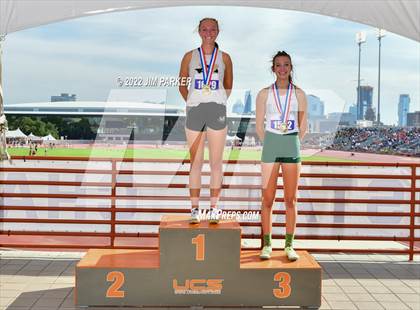 Thumbnail 2 in UIL 2A State Championship photogallery.
