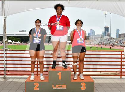Thumbnail 1 in UIL 2A State Championship photogallery.