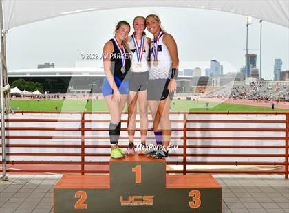Thumbnail 1 in UIL 2A State Championship photogallery.