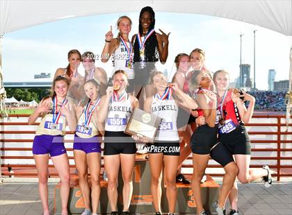 Thumbnail 2 in UIL 2A State Championship photogallery.