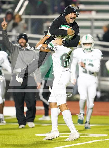 Thumbnail 1 in Edgewood vs Clifton (UIL 3A Bi-District Playoff) photogallery.