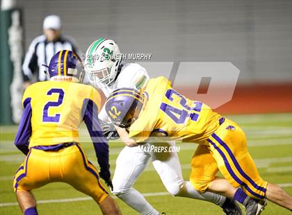 Thumbnail 2 in Edgewood vs Clifton (UIL 3A Bi-District Playoff) photogallery.