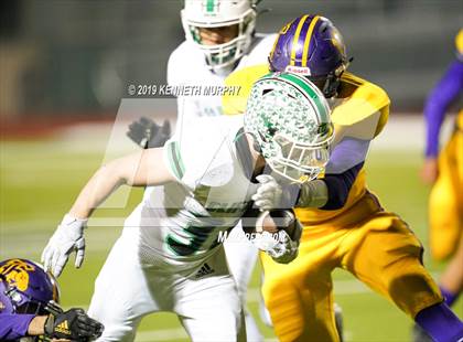 Thumbnail 1 in Edgewood vs Clifton (UIL 3A Bi-District Playoff) photogallery.
