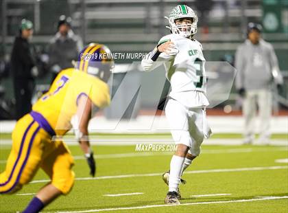 Thumbnail 2 in Edgewood vs Clifton (UIL 3A Bi-District Playoff) photogallery.