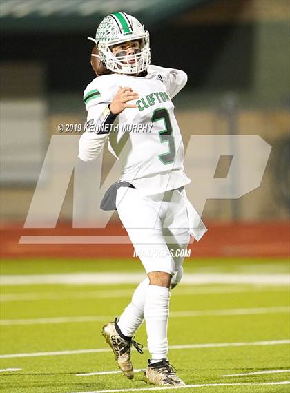 Thumbnail 1 in Edgewood vs Clifton (UIL 3A Bi-District Playoff) photogallery.