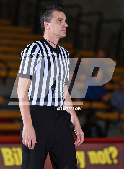 Thumbnail 3 in Rancho Mirage vs. Rolling Hills Prep (Nike Extravaganza) photogallery.