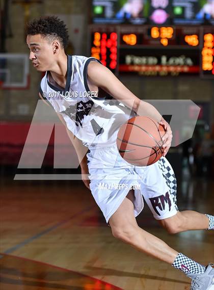 Thumbnail 2 in Rancho Mirage vs. Rolling Hills Prep (Nike Extravaganza) photogallery.