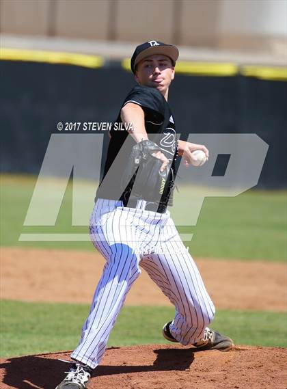 Thumbnail 1 in Del Oro vs. Menlo School (67th Annual San Diego Lions Tournament) photogallery.