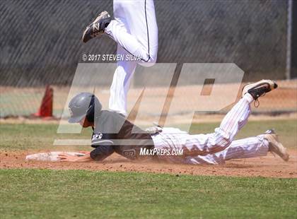 Thumbnail 3 in Del Oro vs. Menlo School (67th Annual San Diego Lions Tournament) photogallery.
