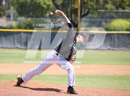 Thumbnail 2 in Del Oro vs. Menlo School (67th Annual San Diego Lions Tournament) photogallery.