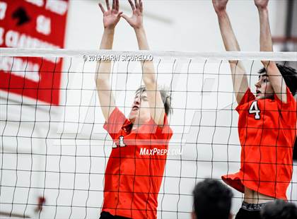 Thumbnail 2 in Corona del Sol vs. Hamilton (Brophy Invitational) photogallery.