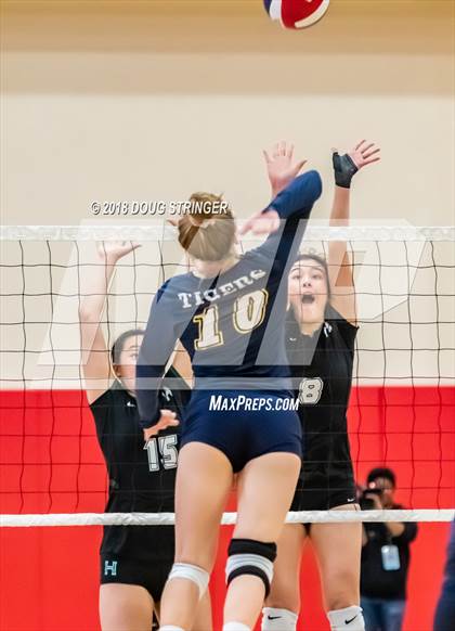 Thumbnail 2 in Harker vs. Notre Dame (CIF-CCS Division IV Championship) photogallery.