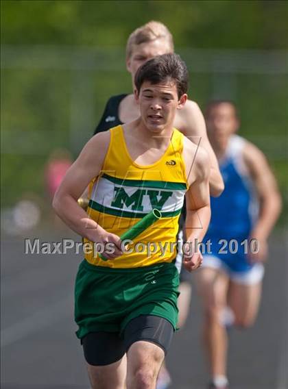 Thumbnail 3 in True Team Section 6AAA (Boys 4x800m Relay) photogallery.