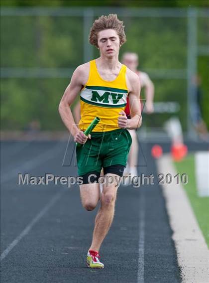 Thumbnail 3 in True Team Section 6AAA (Boys 4x800m Relay) photogallery.