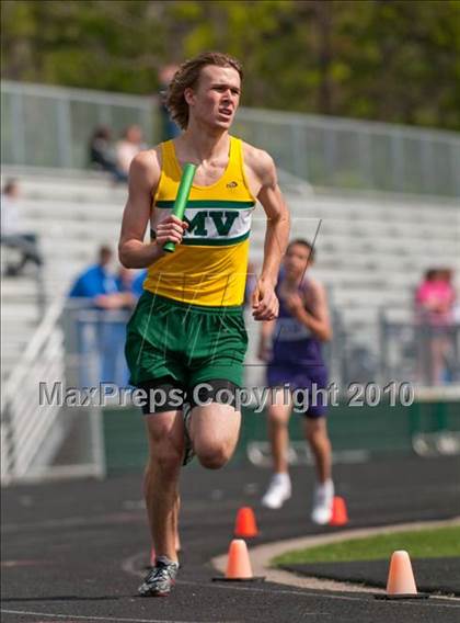 Thumbnail 2 in True Team Section 6AAA (Boys 4x800m Relay) photogallery.