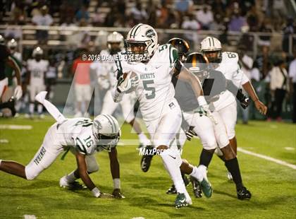 Thumbnail 3 in Central vs Booker T Washington photogallery.