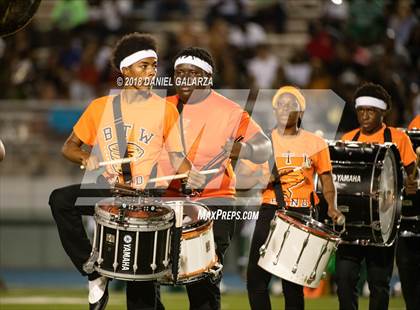Thumbnail 2 in Central vs Booker T Washington photogallery.
