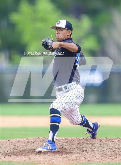 Thumbnail 3 in Sierra Canyon vs Poly photogallery.