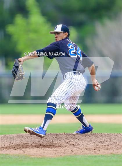 Thumbnail 2 in Sierra Canyon vs Poly photogallery.