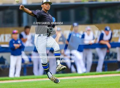 Thumbnail 3 in Sierra Canyon vs Poly photogallery.