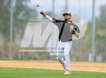 Thumbnail 3 in Sierra Canyon vs Poly photogallery.