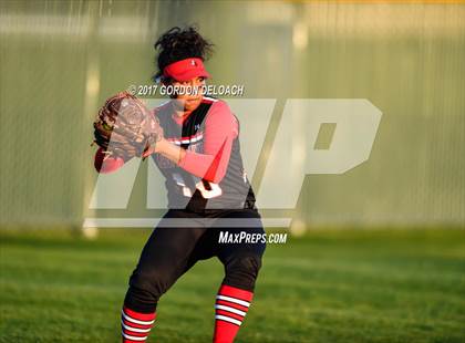 Thumbnail 3 in Irving @ Cedar Hill photogallery.