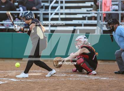 Thumbnail 3 in Irving @ Cedar Hill photogallery.