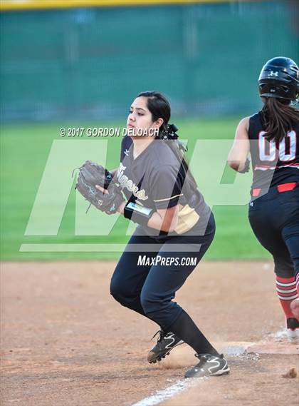 Thumbnail 3 in Irving @ Cedar Hill photogallery.