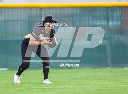 Thumbnail 3 in Irving @ Cedar Hill photogallery.