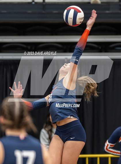 Thumbnail 3 in Brighton vs. Viewmont (UHSAA 5A 2nd Round) photogallery.
