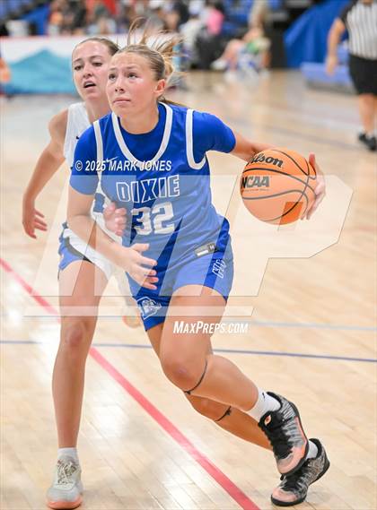Thumbnail 2 in Prescott vs. Dixie (Section 7) photogallery.