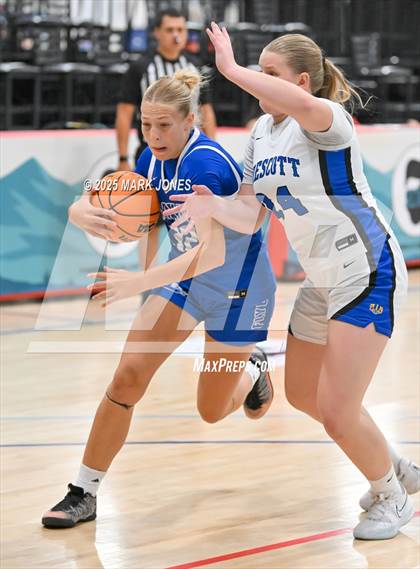 Thumbnail 3 in Prescott vs. Dixie (Section 7) photogallery.