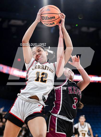 Thumbnail 3 in Mark Keppel @ Cerritos (CIF SS DIV 3AA Championship) photogallery.