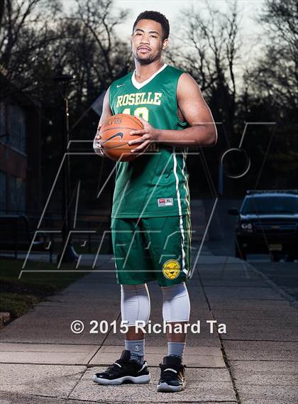 Thumbnail 3 in Roselle Catholic (Preseason Top 10 Photo Shoot) photogallery.