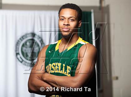 Thumbnail 1 in Roselle Catholic (Preseason Top 10 Photo Shoot) photogallery.