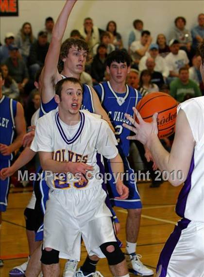 Thumbnail 1 in Allegheny-Clarion Valley vs North Clarion (PIAA District 9 KSAC Final) photogallery.