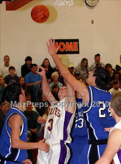 Thumbnail 2 in Allegheny-Clarion Valley vs North Clarion (PIAA District 9 KSAC Final) photogallery.