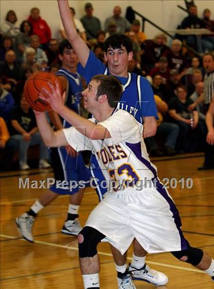 Thumbnail 3 in Allegheny-Clarion Valley vs North Clarion (PIAA District 9 KSAC Final) photogallery.