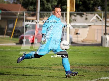 Thumbnail 3 in Poly vs Vista del Lago (Norte Vista Varsity Tournament) photogallery.