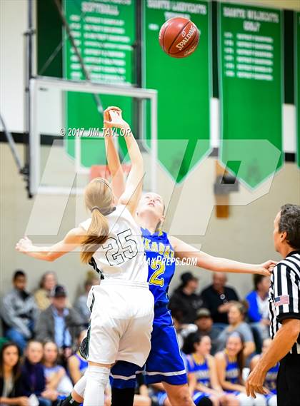 Thumbnail 2 in Huckabay @ Santo photogallery.