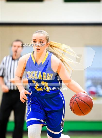 Thumbnail 3 in Huckabay @ Santo photogallery.