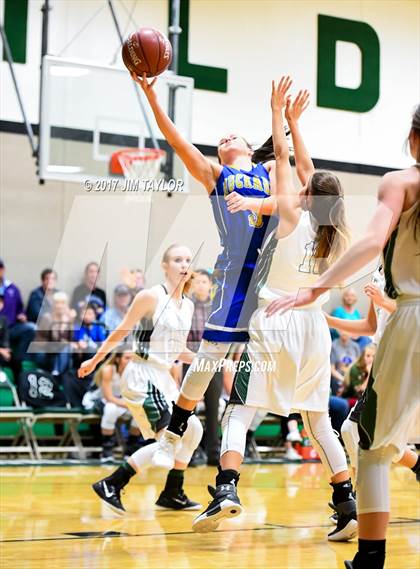 Thumbnail 3 in Huckabay @ Santo photogallery.