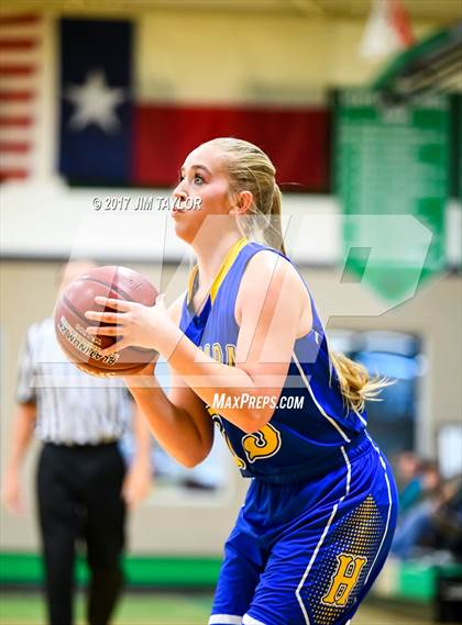 Thumbnail 3 in Huckabay @ Santo photogallery.