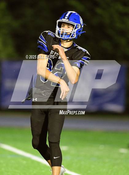 Thumbnail 2 in Naugatuck @ Darien photogallery.
