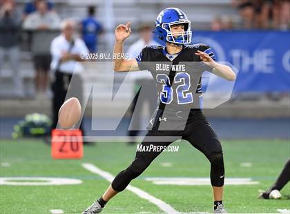 Thumbnail 1 in Naugatuck @ Darien photogallery.