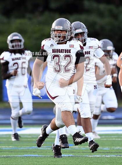 Thumbnail 3 in Naugatuck @ Darien photogallery.