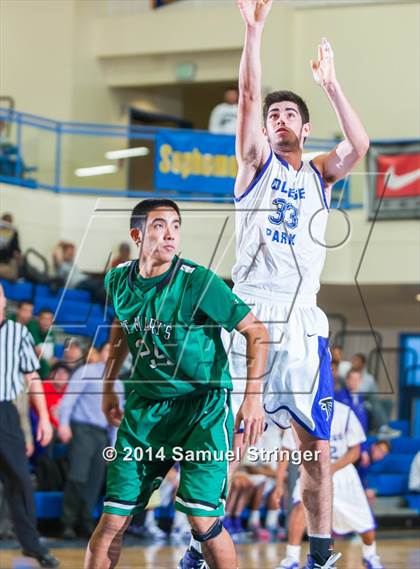 Thumbnail 1 in College Park vs. St. Mary's (Prep2Prep Tip-Off Classic) photogallery.